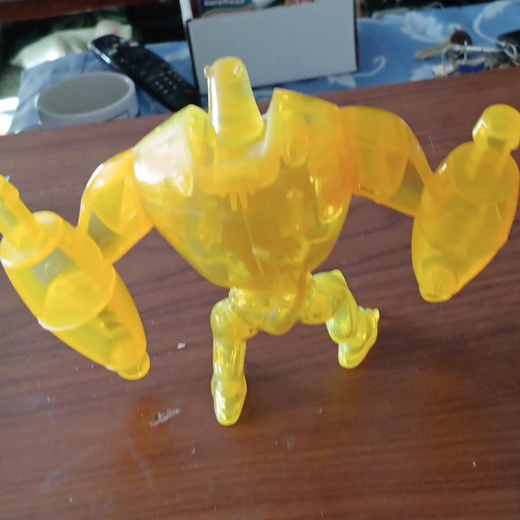 78. ULTIMATE ALIEN - ARMADILLO - Picture 2 of 2